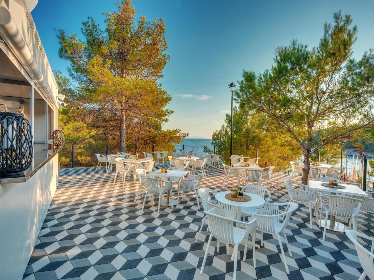 Gava Waterman Milna 4* Milna (Brac)